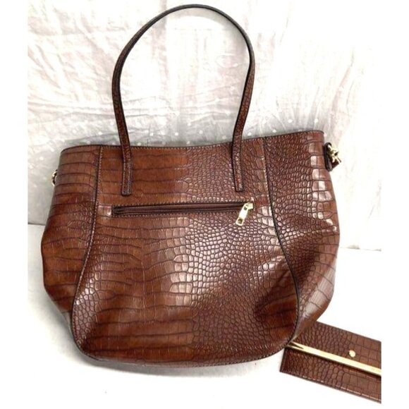 New Directions Brown Tote Bag W/ Matching Wristlet NWT - Picture 1 of 5